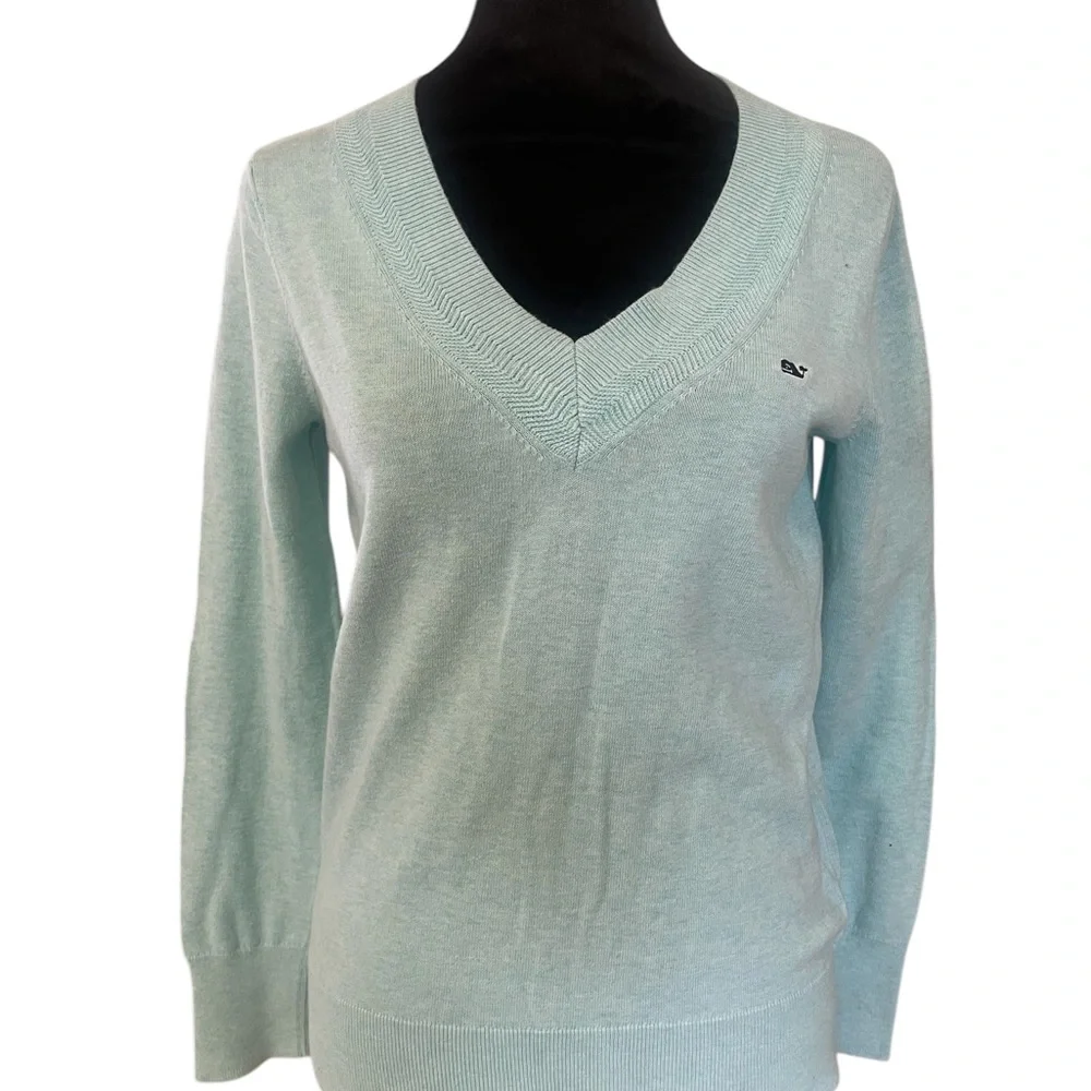 Vineyard Vines Turquoise baby blue V neck fitted sweater, XS - Picture 2 of 9